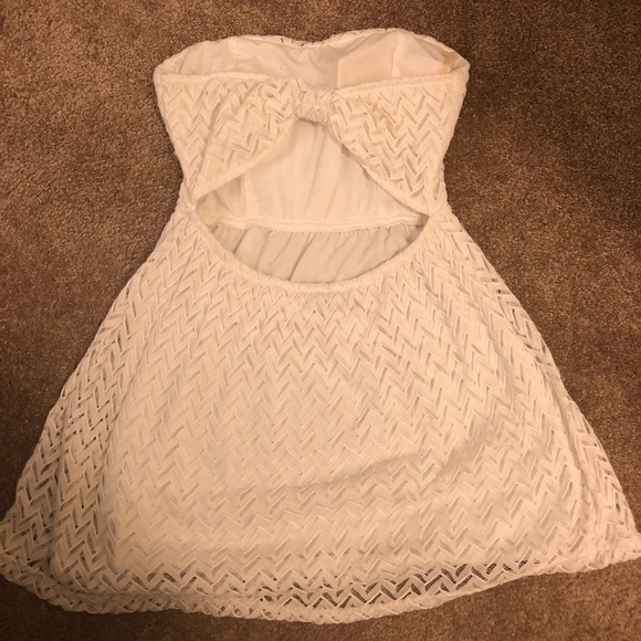 Strapless Summer Dress with Open Back - Picture 2 of 3